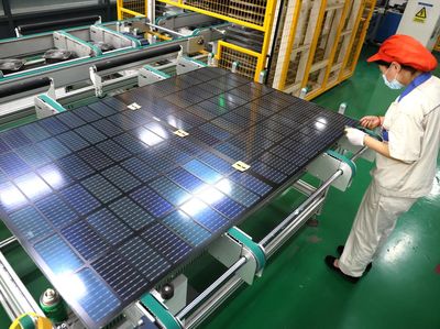 Lebih Dekat dengan Panel Surya, Begini Cara Bikinnya
