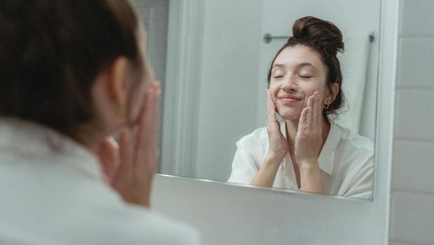 Alasan Kamu Harus Melakukan Double Cleansing Setiap Hari