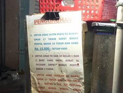 Salut! Penjual Pentol Baik Hati Ini Kasih Bonus 10 Tusuk untuk Anak Yatim Piatu