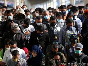 Sabtu Horor di Stasiun Manggarai Sabtu Horor di Stasiun Manggarai