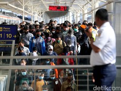 Rute Baru KRL Bikin Stasiun Manggarai Padat, KCI Bisa Apa?