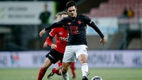 Shayne Pattynama adalah pemain dengan posisi bek kiri. Musim ini ia sudah mencatat sembilan penampilan di Eliteserien atau kompetisi level tertinggi sepakbola Norwegia 2022. 