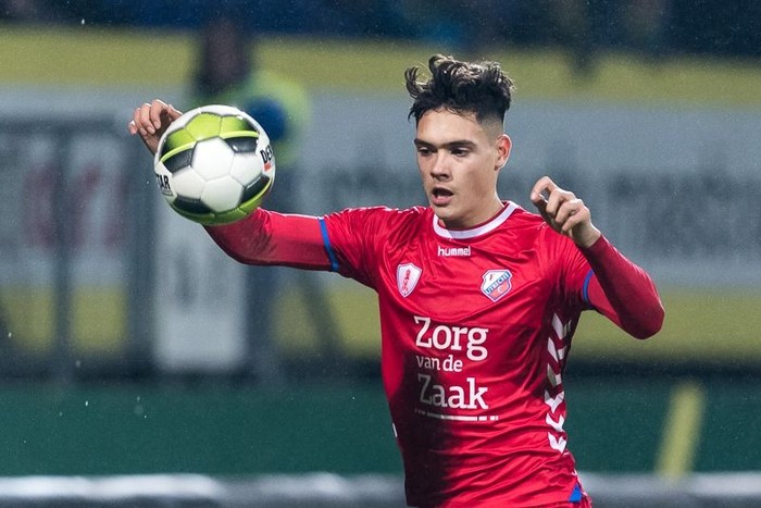 UTRECHT, NETHERLANDS - AUGUST 27: (L-R) Joey van den Berg of NEC Nijmegen, Shayne Pattynama of FC Utrecht U23  during the Dutch Keuken Kampioen Divisie  match between Utrecht U23 v NEC Nijmegen at the Stadium Galgenwaard on August 27, 2018 in Utrecht Netherlands (Photo by Cees van Hoogdalem/Soccrates/Getty Images)