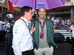 Pekan yang Sibuk buat Zinedine Zidane