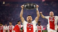 Saat bersama Ajax, Dusan Tadic gemilang lagi. Tiga titel juara Eredivisie sudah diraihnya (Getty Images)