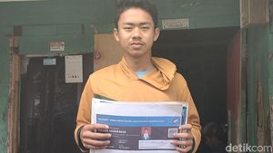 Kisah Fajar Nugraha, Anak Buruh Bangunan yang Diterima Kuliah di ITB
