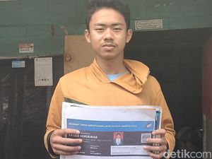 Kisah Fajar Nugraha, Anak Buruh Bangunan yang Diterima Kuliah di ITB Kisah Fajar Nugraha, Anak Buruh Bangunan yang Diterima Kuliah di ITB