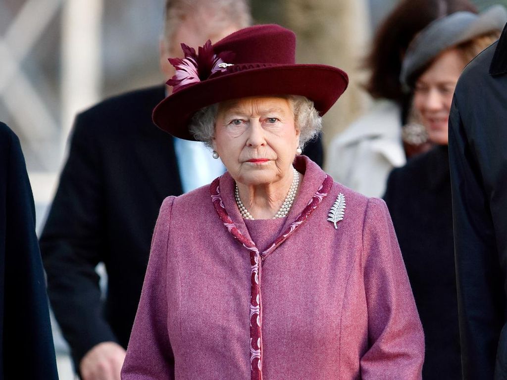Hologram Ratu Elizabeth II 69 Tahun Lalu Muncul di Parade