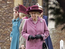 Dokter Istana Awasi Ketat Kesehatan Ratu Elizabeth