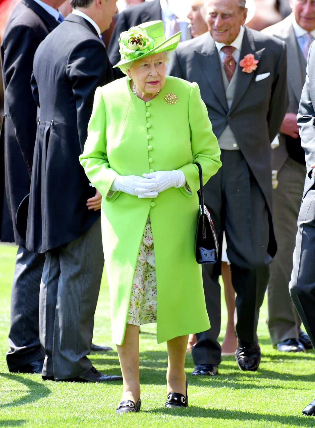 ASCOT, ENGLAND - JUNE 20:  Queen Elizabeth II attends Royal Ascot 2017 at Ascot Racecourse on June 20, 2017 in Ascot, England.  (Photo by Karwai Tang/WireImage)