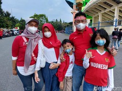 Bersenang-Senang dengan Keluarga di Laga Timnas Indonesia