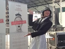Antusiasme Membara Fans Isyana Sarasvati di LEXICONCERT