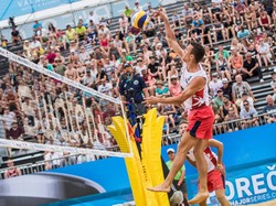 Pada tahun 2017, Ivan Perisic pernah ambil bagian dalam FIVB Beach Volleyball World Tour, yang merupakan sebuah turnamen profesional. Foto: Getty Images/Samo Vidic