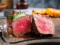 Kenali 5 Menu Paling Berisiko untuk Kesehatan di Resto Siap Saji