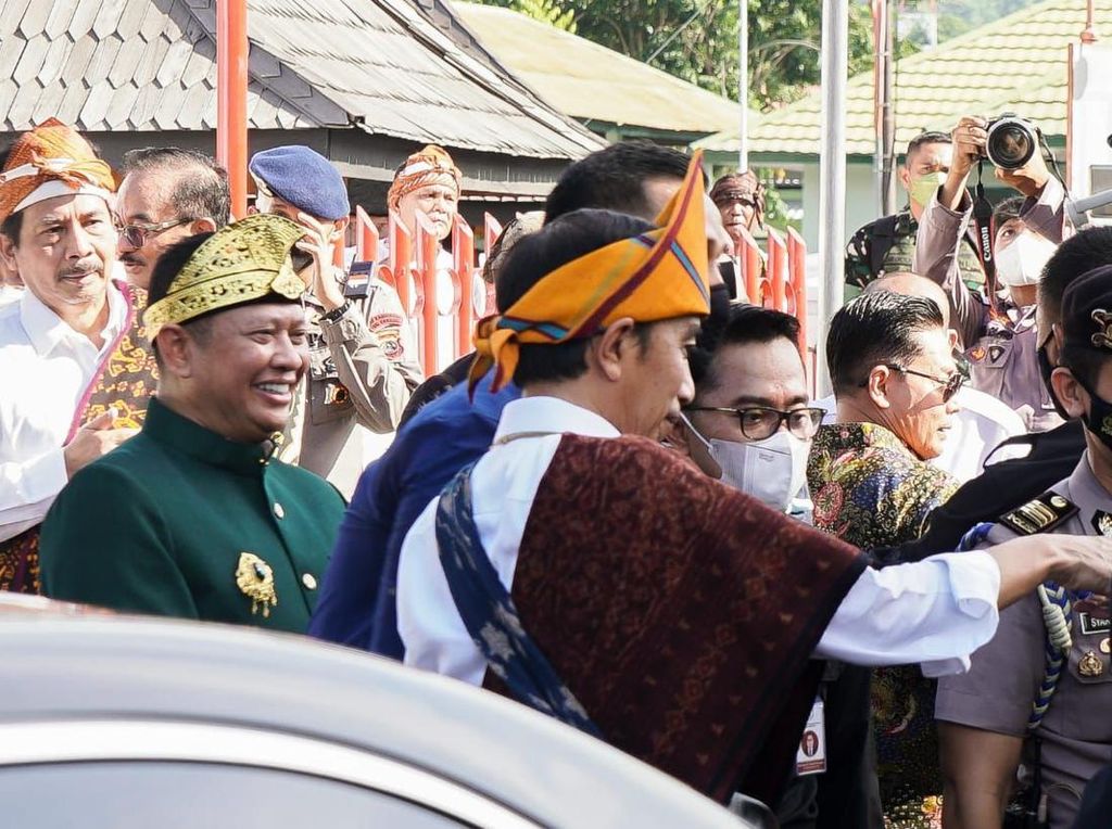 Dampingi Jokowi di Ende, Bamsoet: Terapkan Pancasila untuk Kesatuan Bangsa