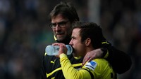 Mario Gotze. Ia meninggalkan Dortmund-nya Klopp menuju Bayern Munich tahun 2013. Tak bersinar di Bayern, ia pun sempat balik ke Dortmund pada 2016 -- tapi gagal menyamai levelnya sebelum itu. Foto: Bongarts/Getty Images/Dean Mouhtaropoulos