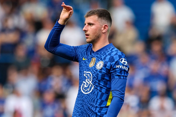 LONDON, ENGLAND - MAY 22: Mason Mount of Chelsea during the Premier League match between Chelsea and Watford at Stamford Bridge on May 22, 2022 in London, England. (Photo by Robin Jones/Getty Images)