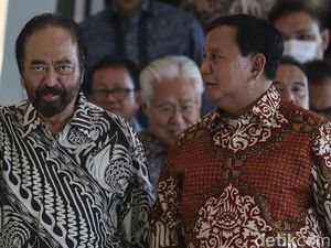 Momen Keakraban Surya Paloh dan Prabowo