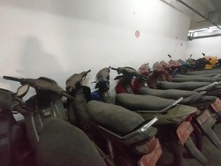 27 Motor Dinas Terbengkalai di Parkiran Balai Kota Depok, Kondisinya Berdebu