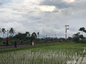 Geger Tawuran Pelajar Bersenjata Tajam di Rel Kereta Sukabumi