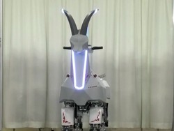 Bantu Krisis Tenaga Kerja, Jepang Buat Robot Berkaki 4 Ini