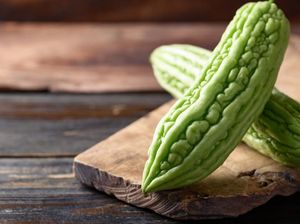 12 Cara Masak Pare Agar Tidak Pahit, Coba Yuk! 12 Cara Masak Pare Agar Tidak Pahit, Coba Yuk!