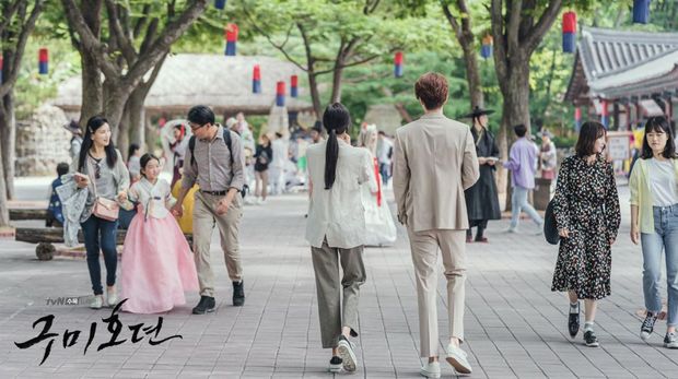 Cuplikan adegan K-Drama Tale of the Nine Tailed (2020) di Korean Folk Village