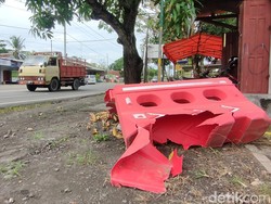 Water Barrier di Kulon Progo Hancur Ditabrak Mobil, Sopir Kabur