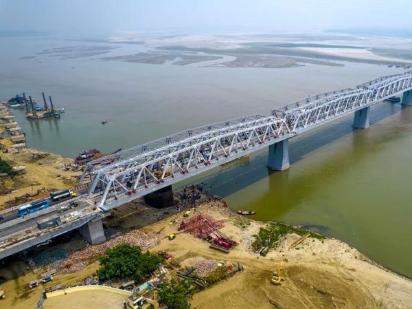 Tengok Jembatan Baja Terpanjang di India, Melintang di Sungai Gangga