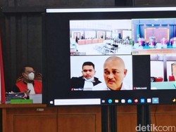 Terpopuler: Vonis 12 Tahun Alex Noerdin dan Balita Kecanduan Bensin