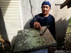 Batu Bencet di Lereng Merbabu Boyolali, Konon Jadi Alat Penanda Waktu Batu Bencet di Lereng Merbabu Boyolali, Konon Jadi Alat Penanda Waktu