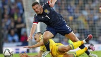 Ukraina baru sekali tampil di Piala Dunia pada 2006 dan lolos ke perempatfinal, sebelum disingkirkan Italia. Wales bahkan belum pernah sekalipun lolos ke turnamen itu.
