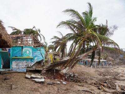 Foto-foto Ini Tunjukkan Jejak Badai Agatha yang Mengamuk di Meksiko
