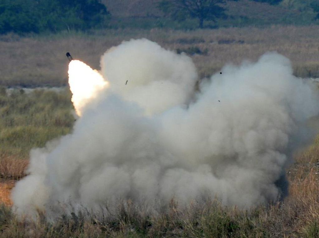 Ini Sebab Ukraina Ngebet Teknologi Roket Jarak Jauh Amerika