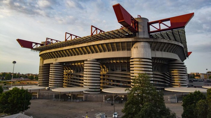 A sunrise general view of Giuseppe Meazza Stadium is seen in Milan, Italy, on May 24, 2022. (Photo by Lorenzo Di Cola/NurPhoto via Getty Images)
