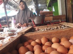 Pelan-pelan Harga Telur Ayam di Pasuruan Naik Rp 1.000 Tiap Hari
