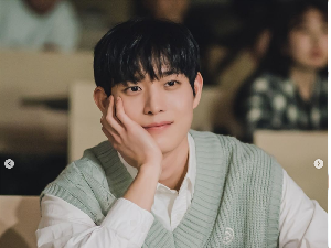 8 Fakta Kim Young Dae, Pemain Drakor Shooting Stars dan Extraordinary You 8 Fakta Kim Young Dae, Pemain Drakor Shooting Stars dan Extraordinary You