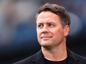 Datang ke Rumah Raffi Ahmad, Michael Owen Disuguhi Bakso sampai Es Teler Datang ke Rumah Raffi Ahmad, Michael Owen Disuguhi Bakso sampai Es Teler