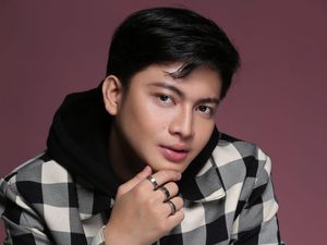 Wajah Ata Pantouw Bikin Salfok saat Jadi Putra Siregar di Terhukum Rindu Wajah Ata Pantouw Bikin Salfok saat Jadi Putra Siregar di Terhukum Rindu