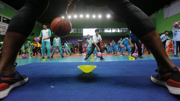 Pelatihan Basket untuk Guru Olahraga