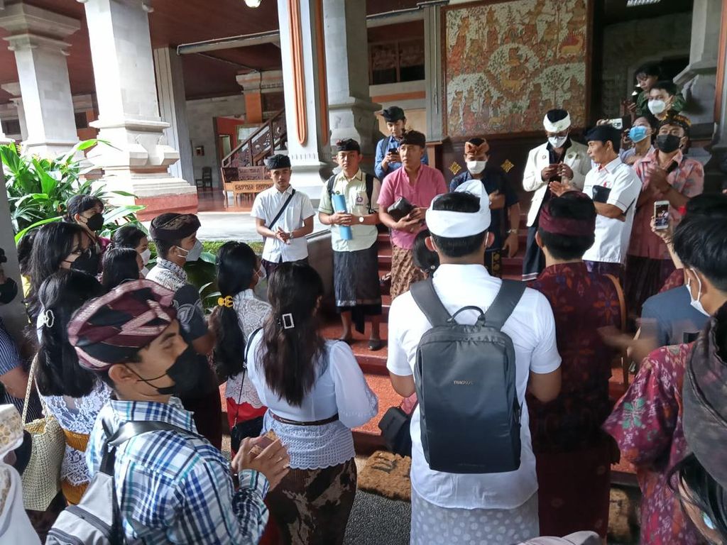 Gagal Temui Dewan, FKPP-Alumni SMA Bali Mandara Sudah 3 Kali Bersurat