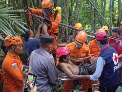 Tukang Panjat Kelapa di Karangasem Jatuh ke Sumur Sedalam 12 Meter