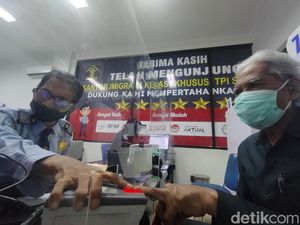 Antisipasi Antrean Jemaah Haji, Petugas Imigrasi Disiagakan di 2 Lokasi Ini Antisipasi Antrean Jemaah Haji, Petugas Imigrasi Disiagakan di 2 Lokasi Ini