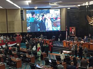 Rany Mauliani Dilantik Jadi Wakil Ketua DPRD DKI Gantikan M Taufik Rany Mauliani Dilantik Jadi Wakil Ketua DPRD DKI Gantikan M Taufik