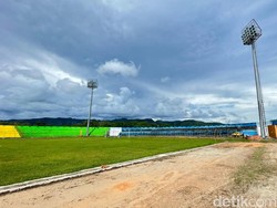 Panpel Tambah 30 Lampu di Stadion BJ Habibie Jelang Laga PSM Vs Sulut