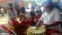 Tengok Lagi Kemeriahan Lomba Membuat Gebogan-Lawar di Bali