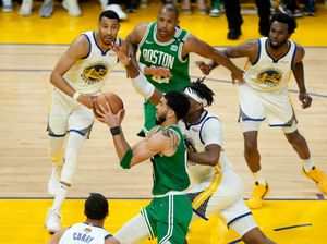 Final NBA 2022: Tumbangkan Warriors, Celtics Ambil Gim Pertama