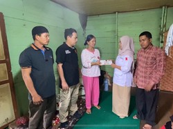 Andre Rosiade Bantu Ibu dan Bayi Prematur di Limapuluh Kota Sumbar