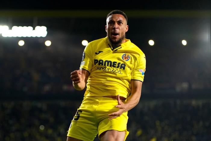 VILLARREAL, SPAIN - APRIL 06: Arnaut Danjuma of Villarreal CF in action during the UEFA Champions League Quarter Final Leg One match between Villarreal CF and Bayern München at Estadio de la Ceramica on April 06, 2022 in Villarreal, Spain. (Photo by Quality Sport Images/Getty Images)