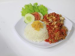 Wow! Omzet Warung Makan Ayam di Bali Ini Capai Ratusan Juta/Bulan